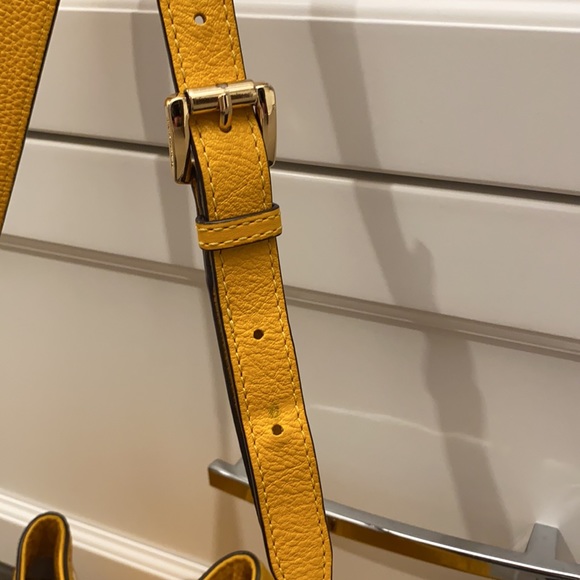 Michael Kors bucket bag , tan and mustard color. - Picture 6 of 10